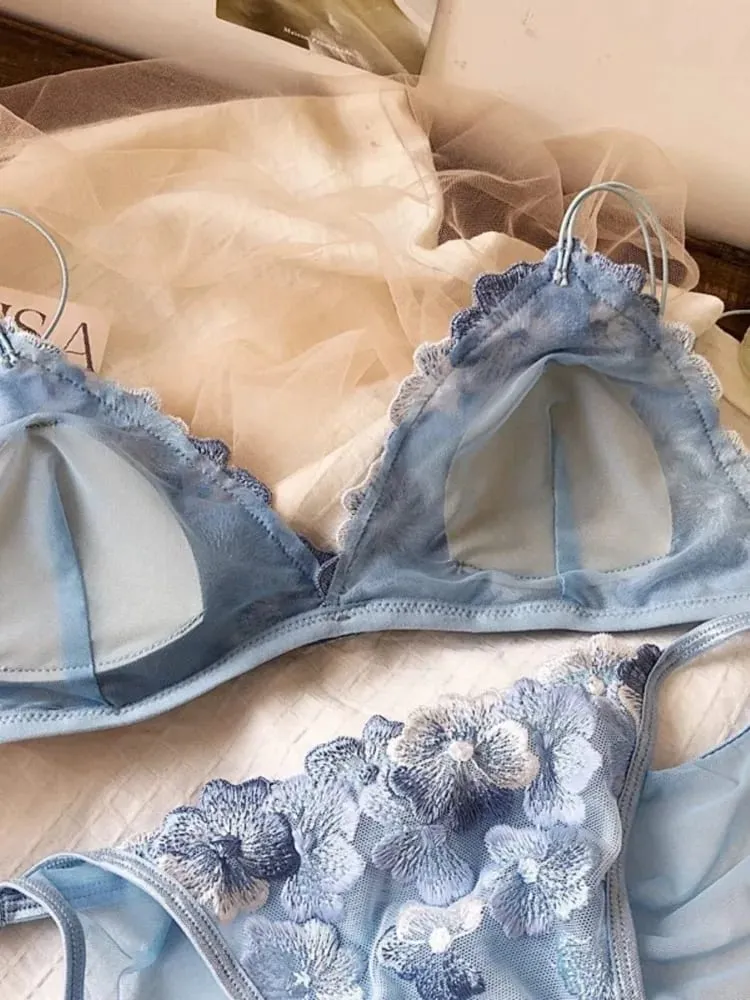 ภาษาฝรั่งเศสคำ Niche ชุดชั้นในชุดปักตาข่ายสามเหลี่ยมถ้วยไร้สาย Bralette Retro ลูกไม้บางเซ็กซี่สบาย Bra USA Tushy MOYISU