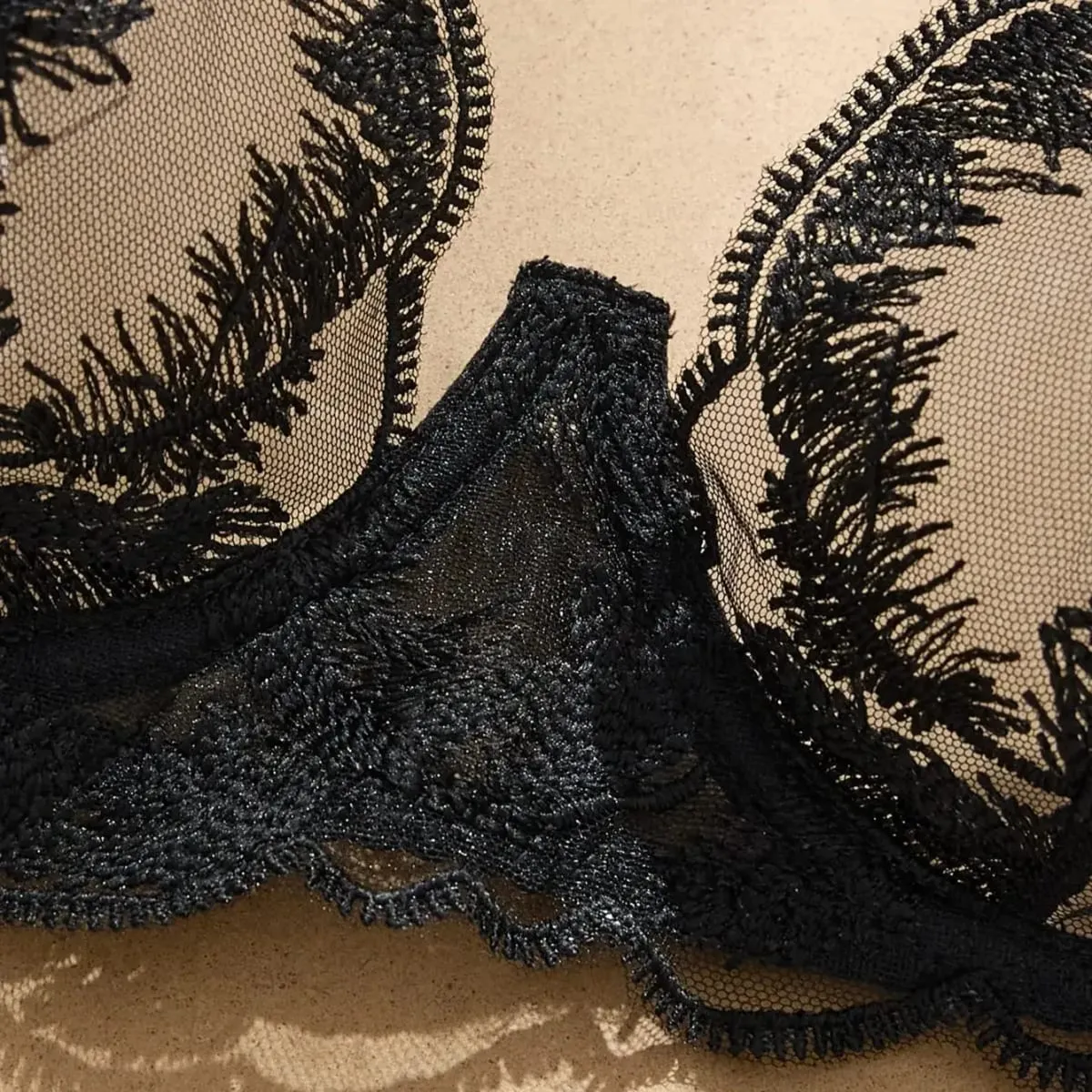 Black Feathers Women's Bra Set Soft And Stylish Intimate Apparel Ensemble Comfortable Feminine Lingerie