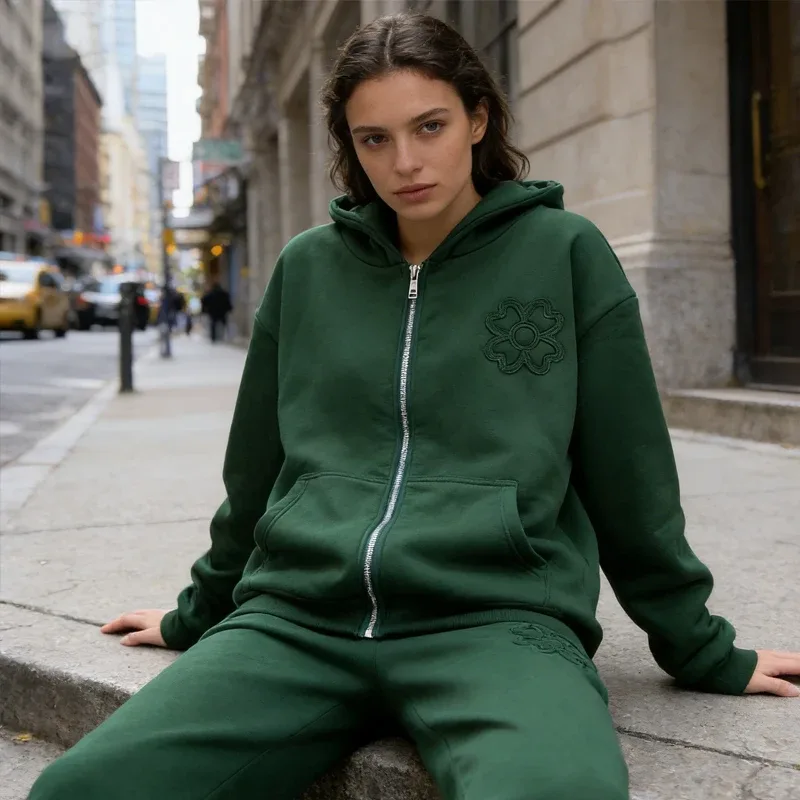Olive Green Embroidered Zip Hoodie & Pants Set Men Streetwear Trendy Loose Casual 2-Piece Tracksuit New 2025 Fashion