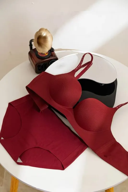 Sexy Red Push up Bra Set for Small Breasts Anti-Sagging Comfortable Breathable Wedding Lingerie Set without Underwire