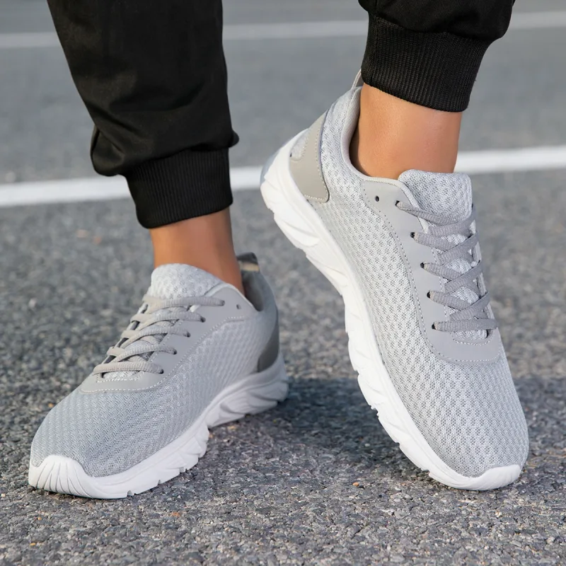 สีดำ Mens รองเท้ากีฬา Hollow ตาข่ายด้านบนไม่ลื่น Light Sole Jogging การฝึกอบรมสบายๆทุกวันกลางแจ้งกีฬา Footwea