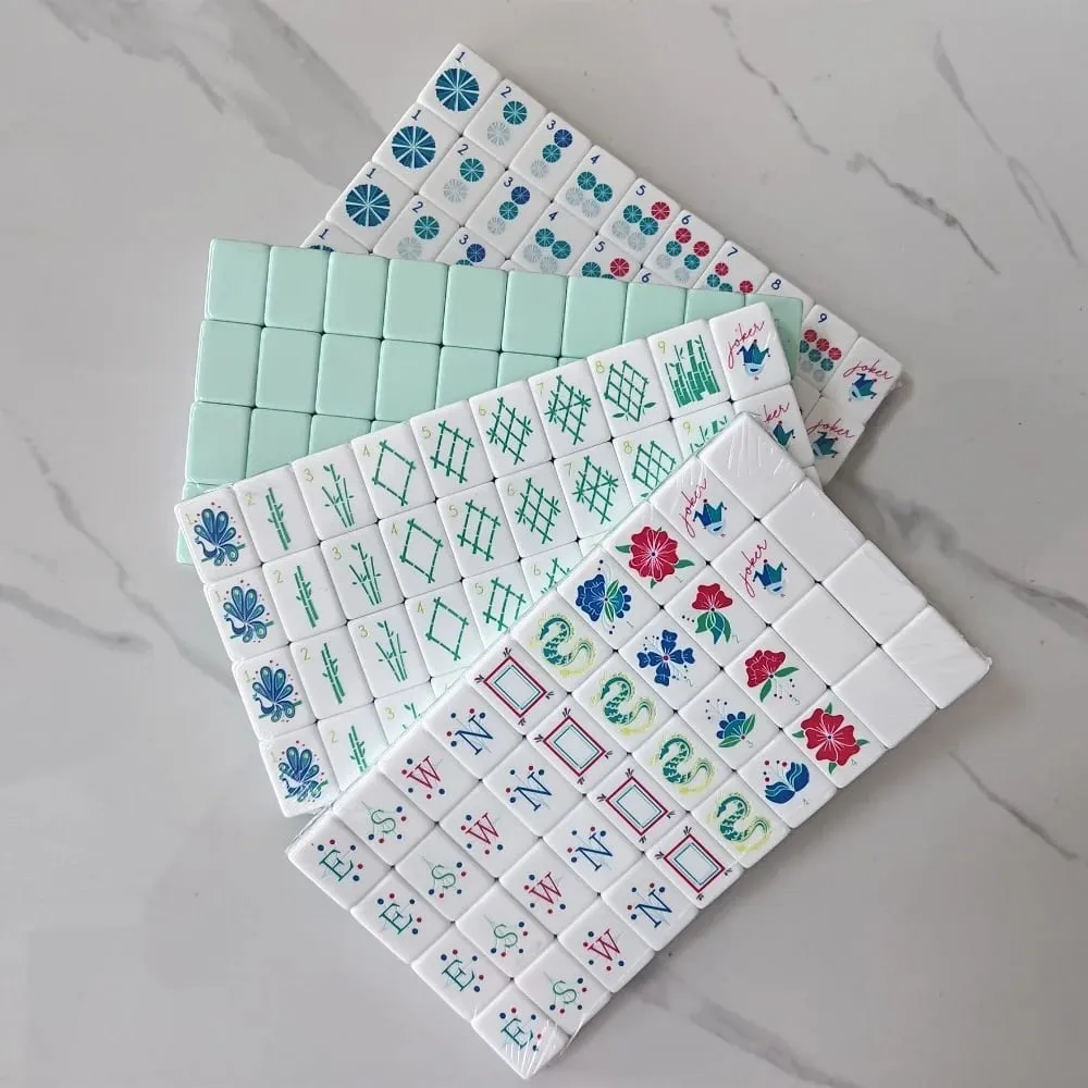 Customizable American Mahjong Sets 160 Tiles 4-Layer Acrylic Mah Jongg Surprise Gifts Mahjong Portable Travel Family Party Games