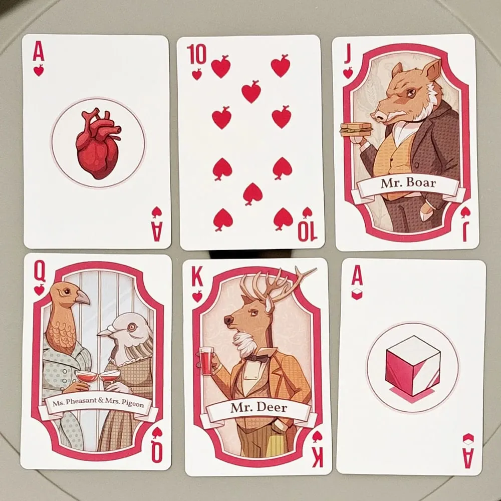 Hrací karty Rusty Lake – 54 ks pokerových karet s postavami Mr. Crow Mr. Owl & Cube Escape 9*6 cm na embosovaném kartonu