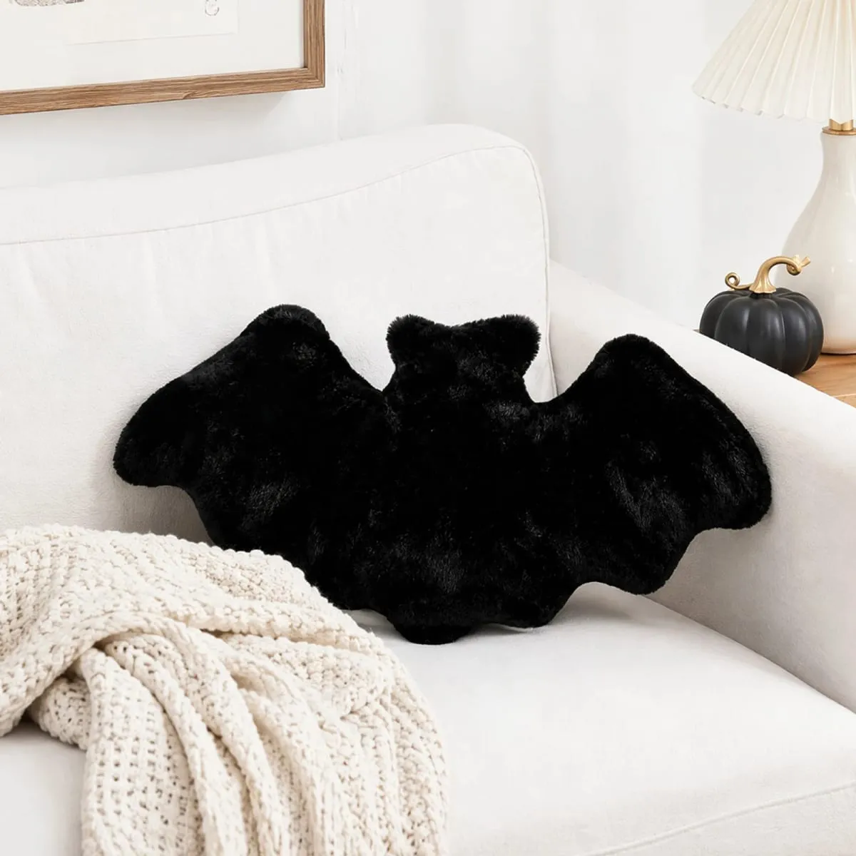 Gothic โยนหมอน 17.72x9.06 นิ้วฮาโลวีนตกแต่งหมอน Furry ค้างคาวหมอน Plush สำหรับตกแต่งบ้านฮาโลวีนเตียงโซฟา