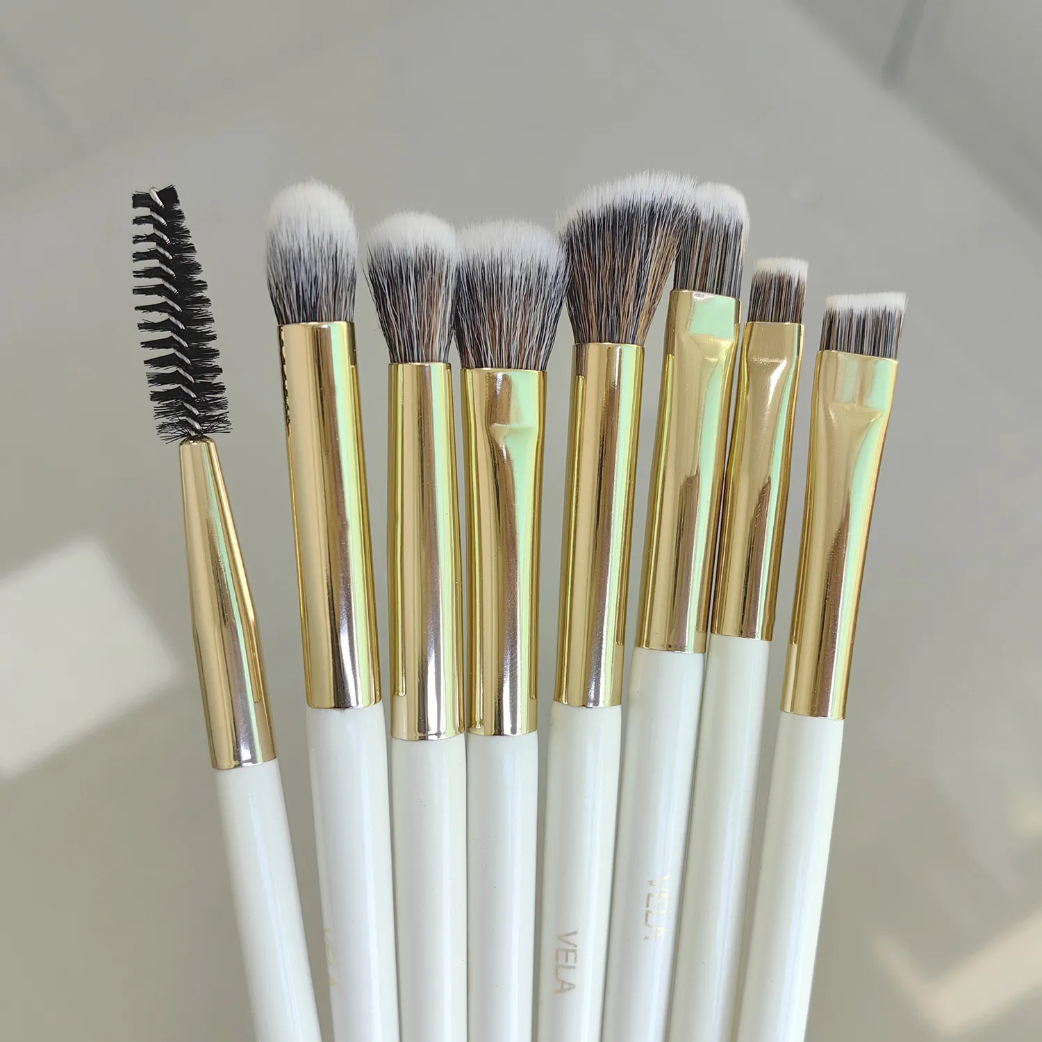 Professional Makeup Brushes Set 8pcs Blending Concealing Contour Eyeshadow Eyeliner Eyebrow Eyelash BeautyApplicator Tools Kit
