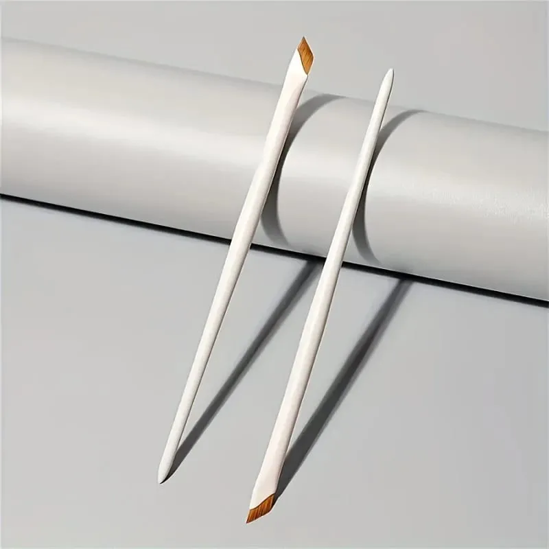 1pc Porcelain White Precision Angle Eyeliner Pencil And Eyebrow Brush Set - Nylon Brush Suitable For All Skin Types