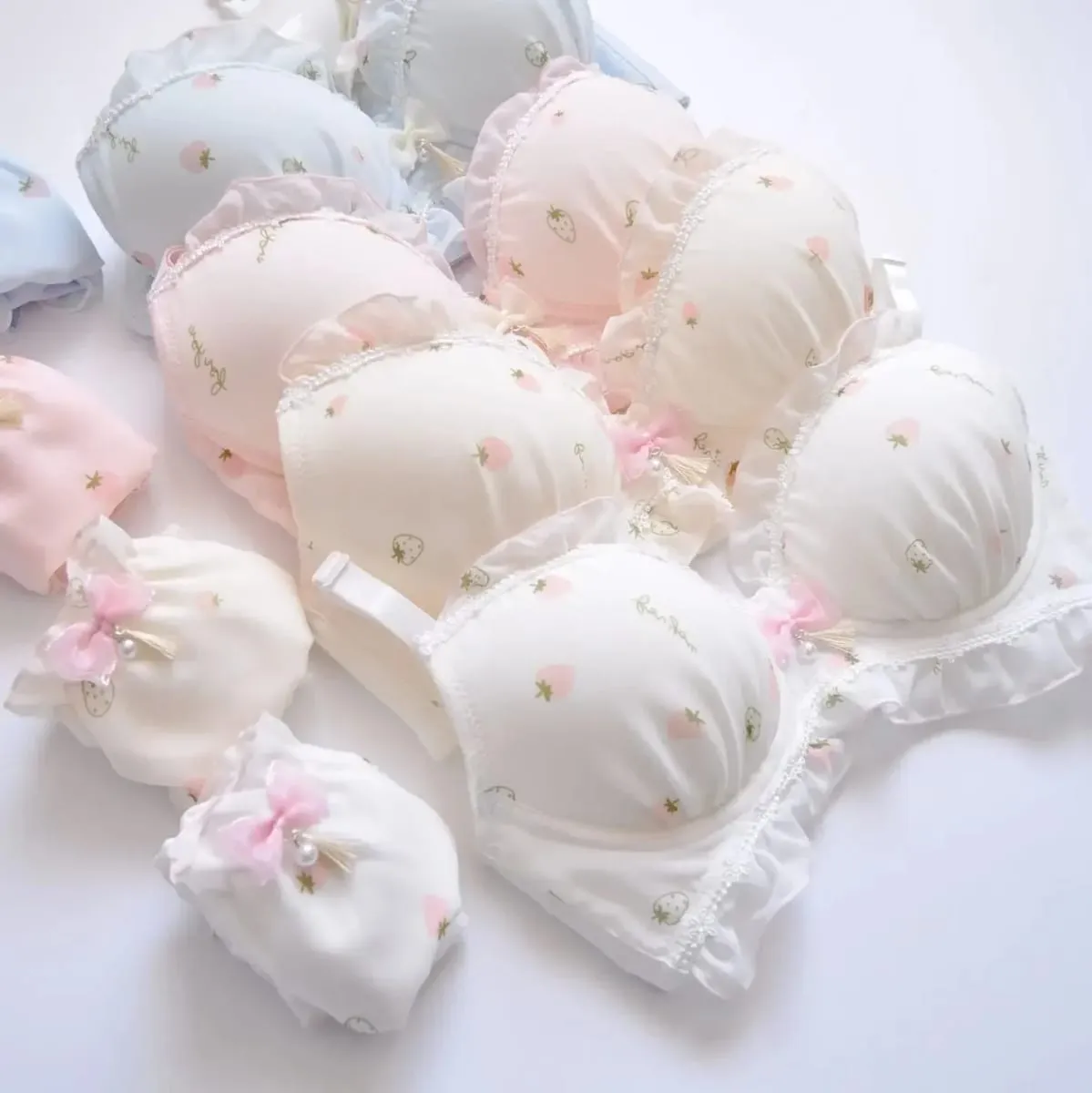 Two-Tone Water Soluble Lace Bralette Set No Underwire Soft Embroidery Cute & Girly Lingerie