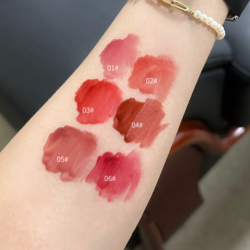 Light Glass-Like Lip Lacquer - Mirror Shine Hydrating Formula; Smudge-Proof Long-Wear and Skin-Brightening