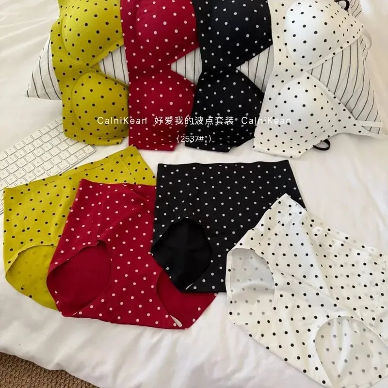 American Retro Polka Dot Bra Seamless Deep V Wireless Jelly Support Anti Sagging Lingerie Set Sexy Comfort MOYISU Sexy Bra Set