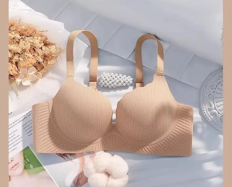 High Quality Thick Padded Wirefree Bra Set Women Seamless Solid Gathering Lingerie Comfort Push Up Effect Perfect for Smaller