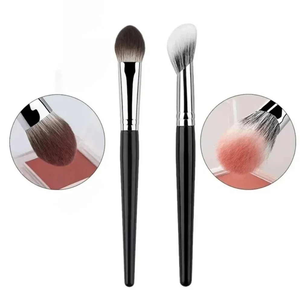 1/2Pcs Mini Peach Heart Blush Brush Small Flat Precise Face Brush Multi Use For Powder Cream Liquid Blush Beauty Makeup Gift