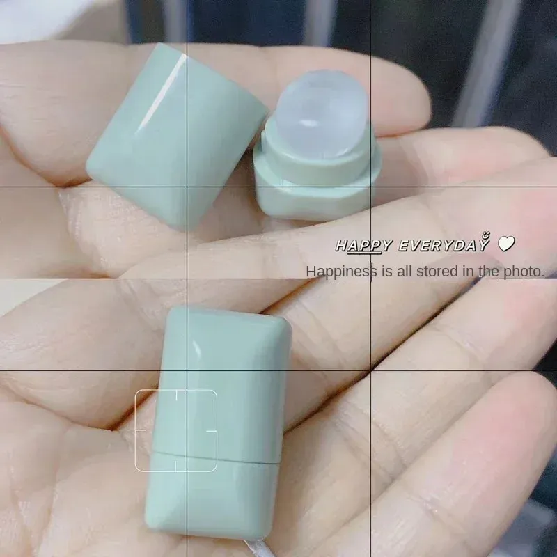 Mini silikonový štětec na rty Cartoon Angled Concealer Štětce Balzám na rty Lesk na rty Korektor Štětce na make-up Velkoobchod — image 6