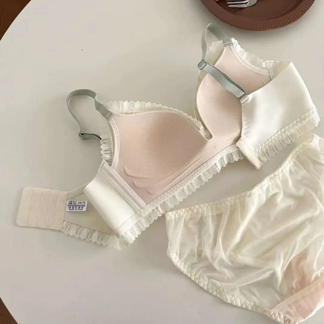 Young Girls Intimates 2026 New Small Comfortable Lingerie Seamless One-Piece Bra And Panty Sets Lace Bow Woman Underwear