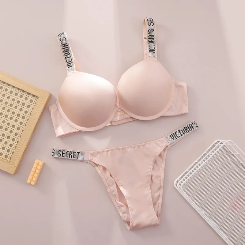 New Push Up Shapewear Adjustable Padded Gathered V Lace Lingerie Set Bra and Brief Women's Sexy Bra and Panty Set Comfortable