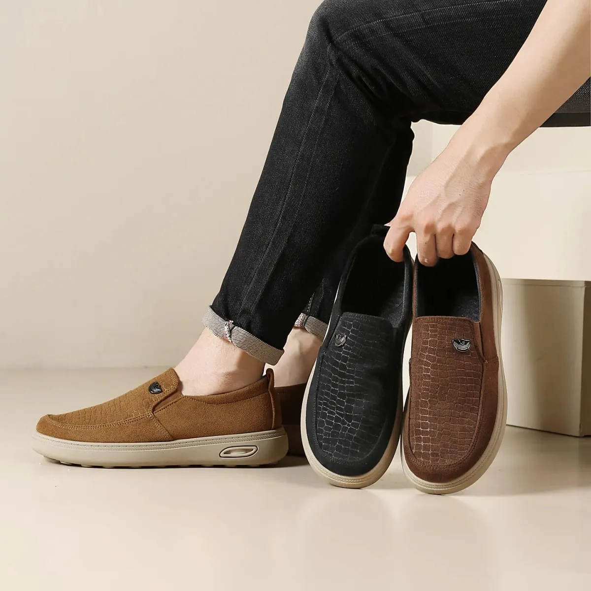 Men's Lightweight Breathable Casual Shoes Summer New Versatile Single Foot Outdoor Wear-Resistant Soft Sole Comfortable Footwear
