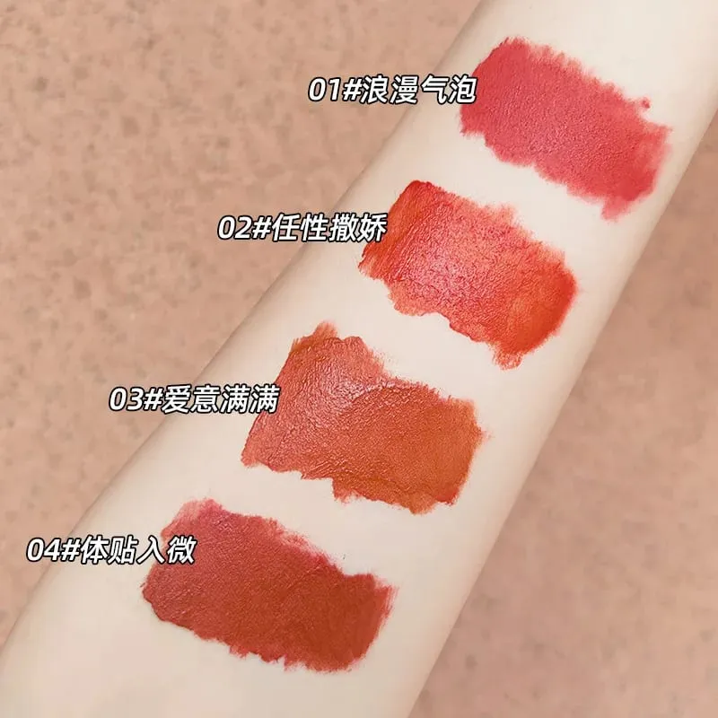 4 Pcs Liquid ลิปสติกแต่งหน้าชุด Matte Red Tint Lipgloss ยาวนาน Lip Stain เครื่องสำอางพร้อมสร้อยคอของขวัญ