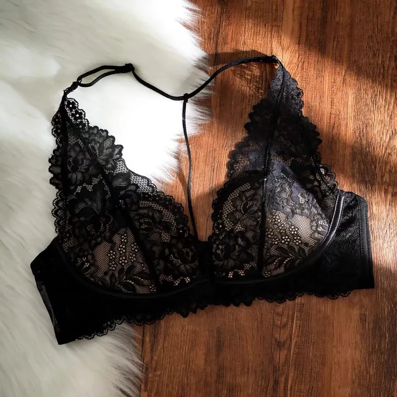 French Vintage Lace Halter Bra Set Wireless Thin Cup Small Breast Push Up Anti Sag Lifting Soft Pure Desire Ladies Intimate Bras