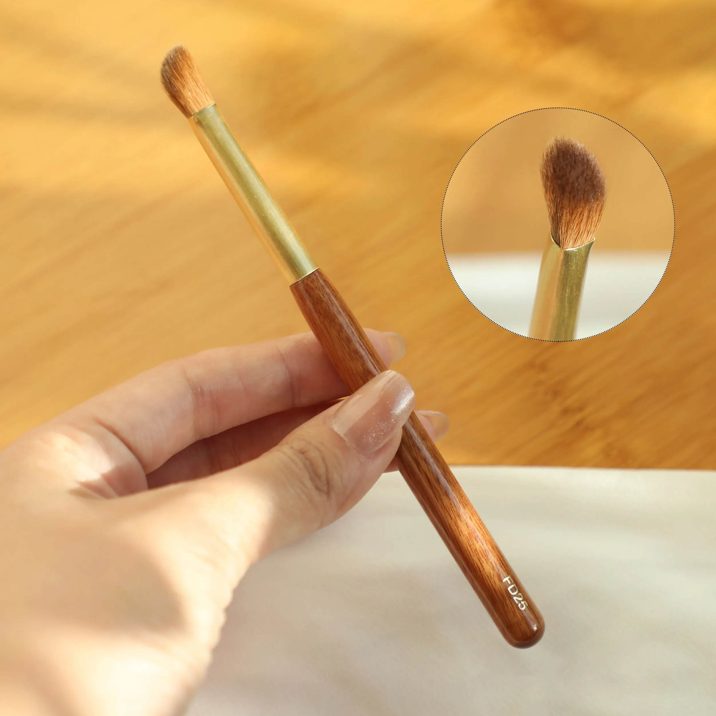 FD25 Soft Weasel Hair Triangle Concealer Highlighter Brush African Rosewood Handle Makeup Brush Pro Hand Crafted Makeup Brushes