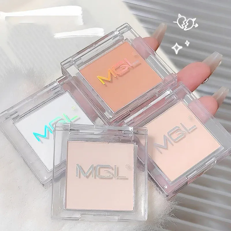Matte White Monochrome Eyeshadow Palette Natural 3D Brightening Eyeshadow Highlighter Powder Long-Lasting Eye Makeup Palette — image 6