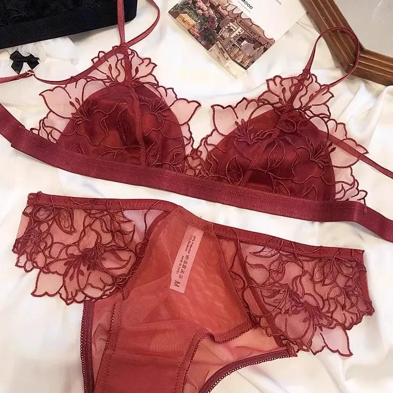 Women's French Embroidered Lace Bralette Set Ultra Thin Sexy Triangle Non Padded Wirefree Bra Small Chest Elegant Straps S-XL