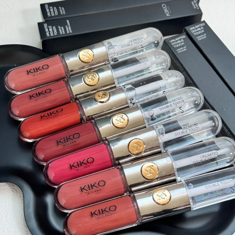Milano Obegränsad Double Touch Liquid Lipstick Lättvikt högpigment, ej klibbig krämig konsistens Långt slitage, komfortsmink