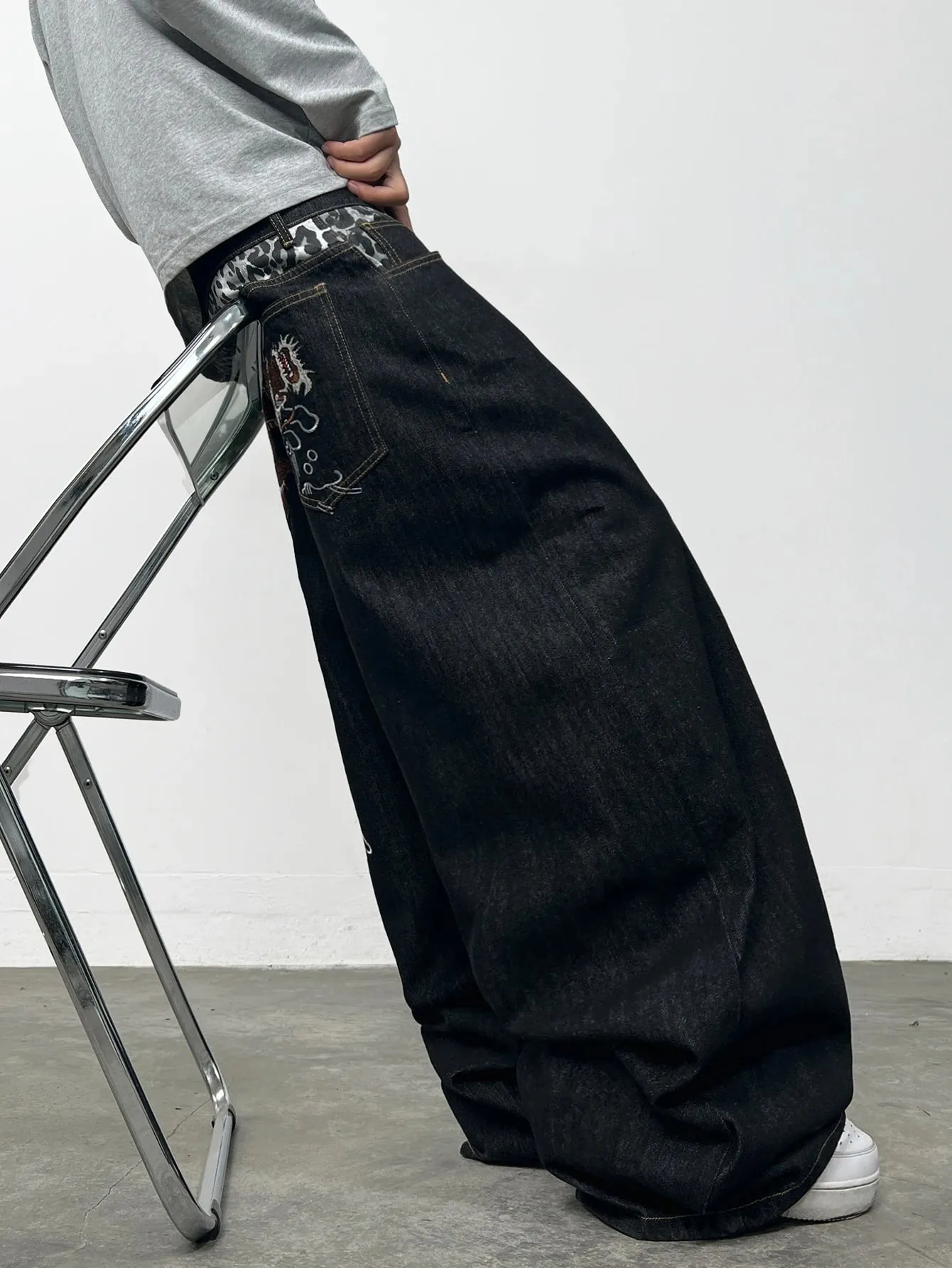 American Retro Dragon Embroidery Design Black Men's Loose Jeans Y2K Street Hip-Hop Trendy Versatile Wide-Leg Pants