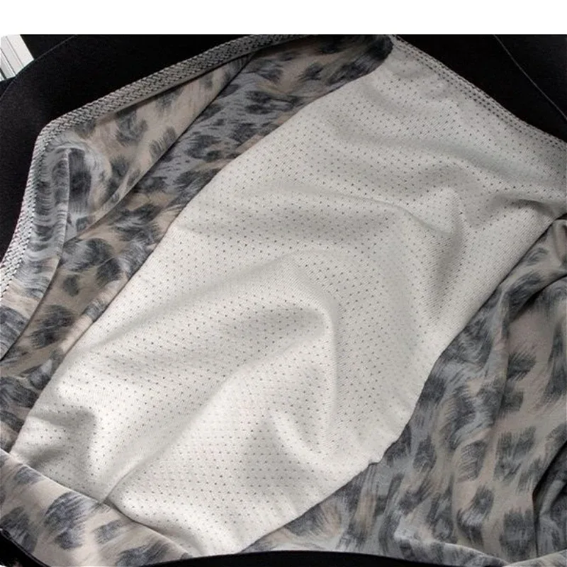 Mens Ice Silk Underwear Shorts Convex Pouch Flat Boxers Leopard Quick Dry Male Underpants Seamless Breathable Swimming Trunks — image 6