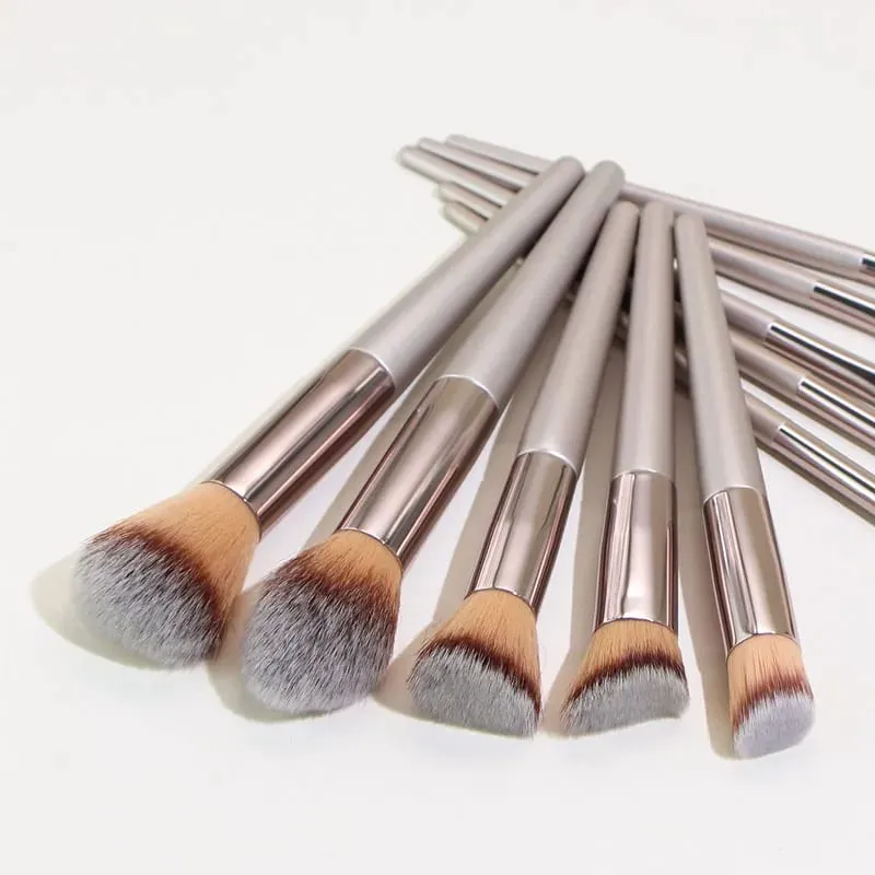 10 Pcs Makeup Brushes Complete Set of Foundation Loose Powder Blush Concealer Eye Shadow Professional Set for Face