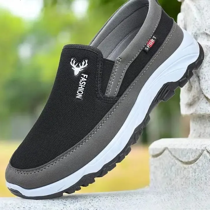 Spring and Autumn Cloth Shoes Men's Outdoor Leisure Sports Shoes Soft Bottom Thick Bottom Wear Resistant and Anti Slip Shoes