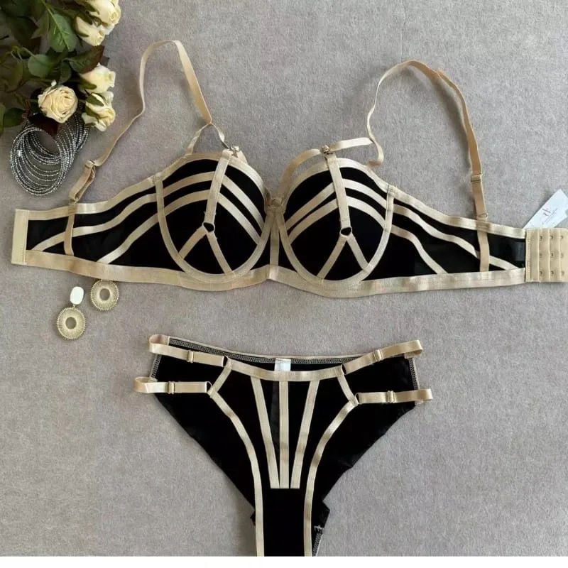 2026 New European Style Women Lingerie Set Push Up Lifting Support Bra Soft Underwire Strappy Design Conceals Side Spillage