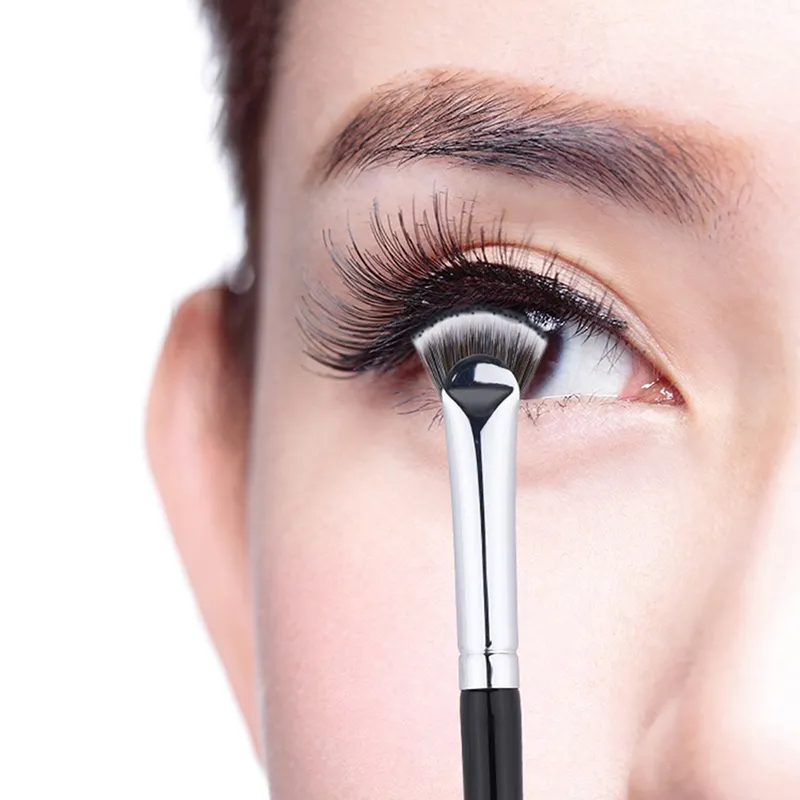 1PC Mascara Highlighter Powder Smudge Tool Fan-shaped Eyelash Brush Soft No Shedding Professional Beauty Eyelash Makeup Brushes