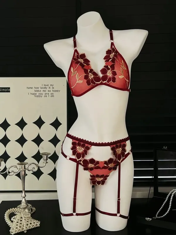 3Pcs/Set Flower Sexy Bra Set Women Bralette Girls Lace Underwear Thong Erotic Transparent Bras Lingerie Panty Sets