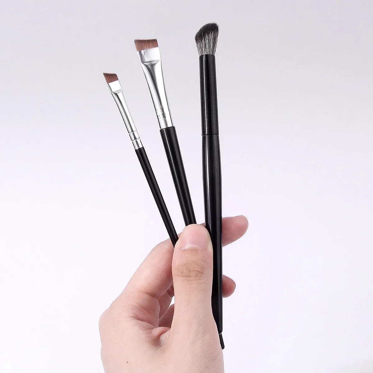 3Pcs Professional Eyebrow Concealer Makeup Brushes Set Soft Synthetic Hair Angled Eye Shadow Blending Brush for Eye Makeup Tools
