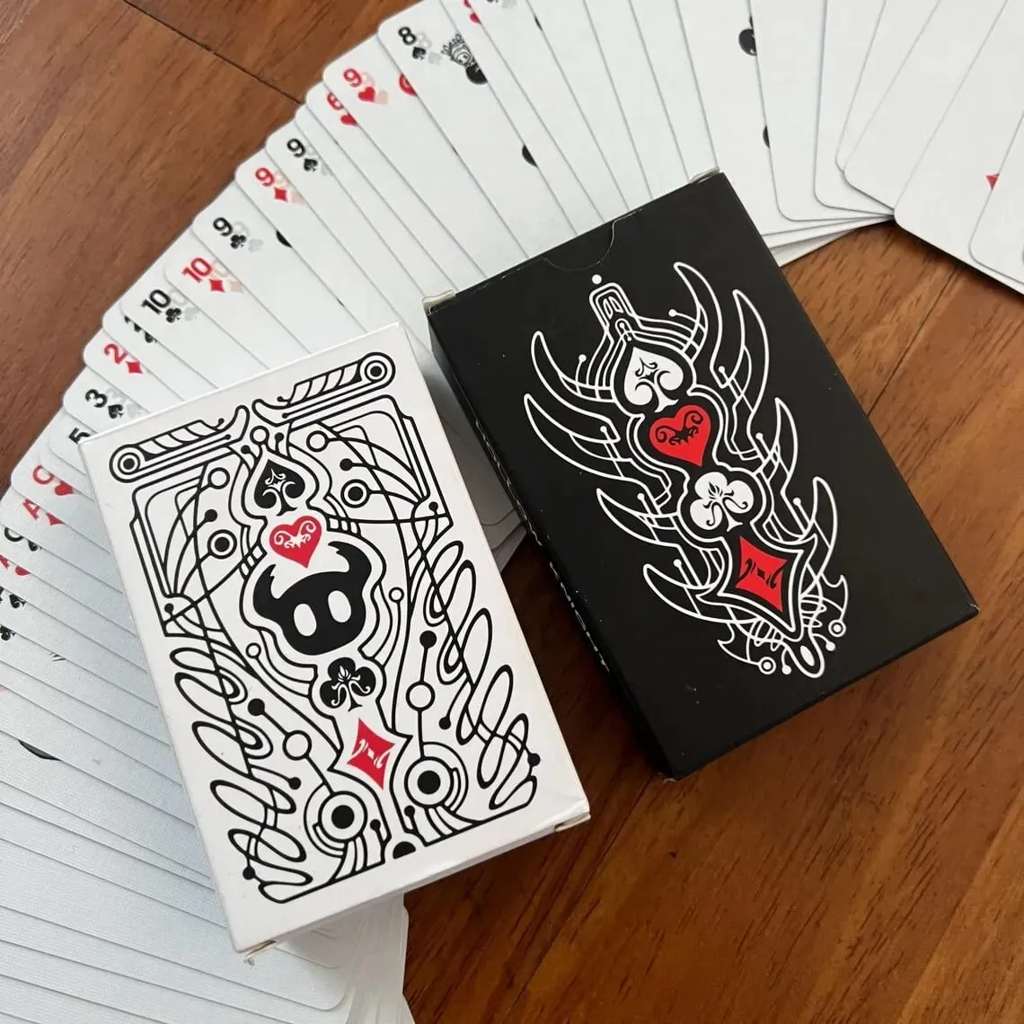 Hollow Knight Standard Poker Card Set Black and White Playing Card Game Card Group Portable Creative Party Game Toys Gift