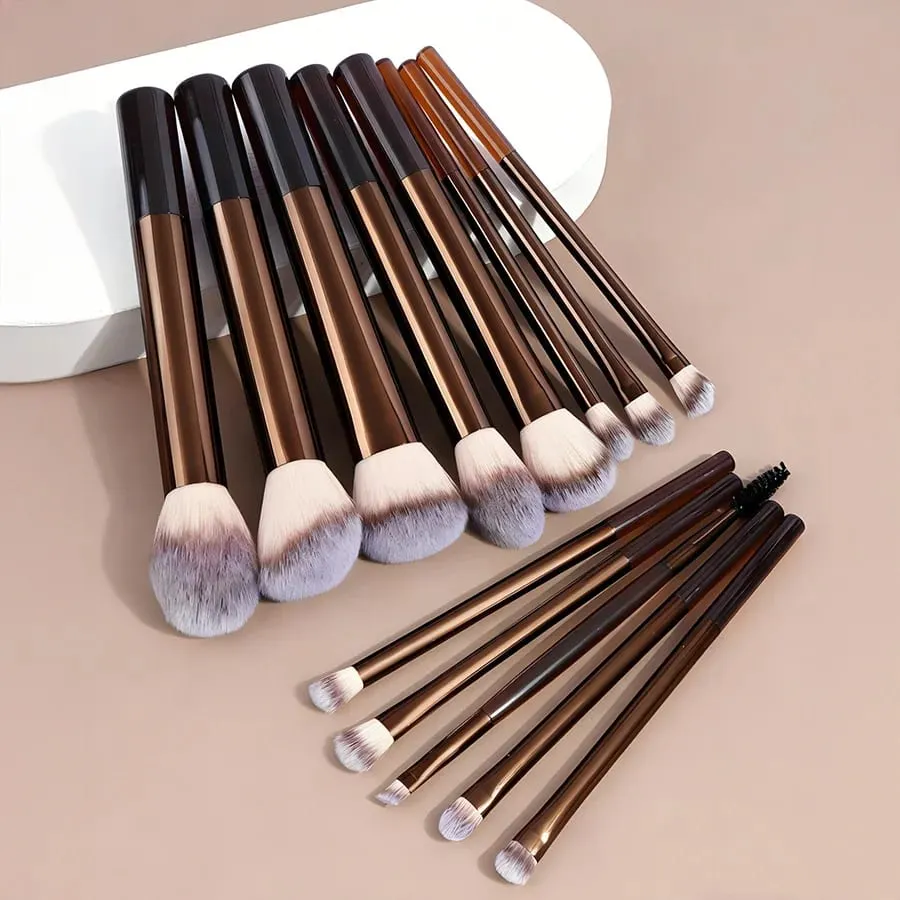 15 PCS Makeup Brush Set Soft Bristles Professional Foundation Powder Blush Concealer Eyeshadow Brush