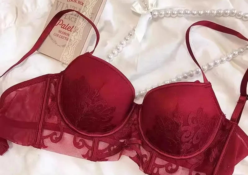 Red Lingerie Set for Wedding Bride Push-Up Bra To Make Small Breasts Look Larger Side Support Dragon Zodiac Year Bra Set