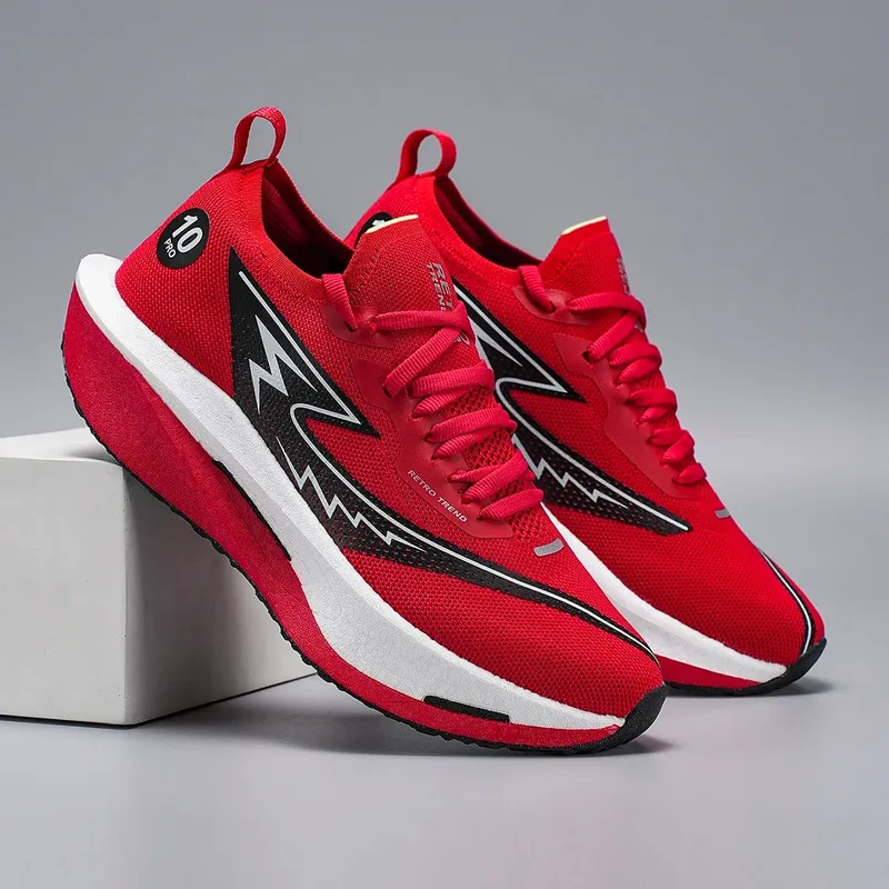 Men's Large Size Sports Shoes Outdoor Hiking Running Comfortable Casual Versatile Fashionable Training Shoes for Couples — image 3
