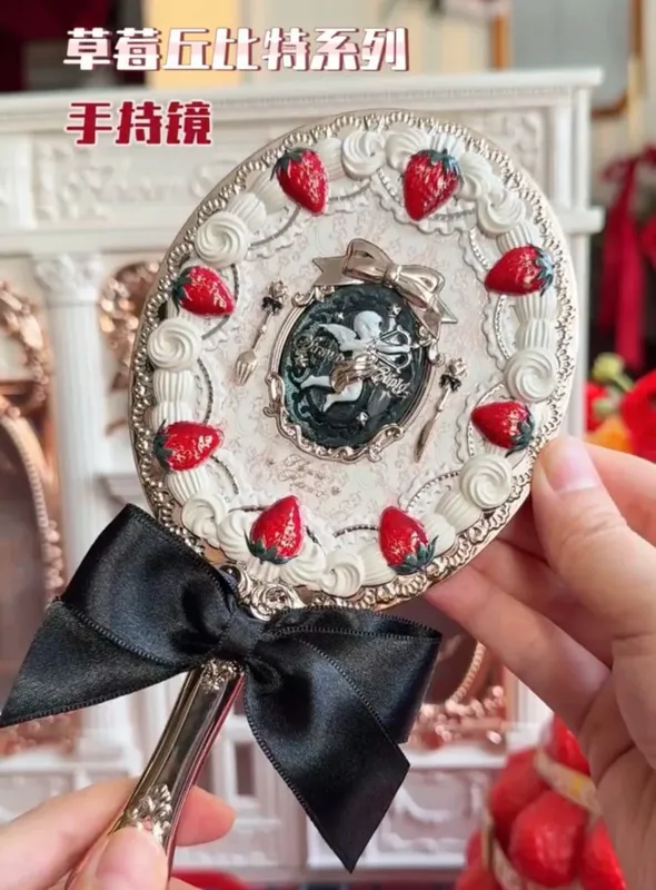 Flower Knows Ruční make-up Mirror Air Cushion Comb All Series Relief Pattern Limited Color Makeup Tool Kit — image 17