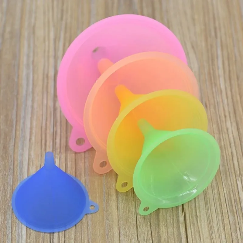 5Pcs/set Colorful Multi-Size Funnel Set Kitchen Oil Juice Sauces Funnels Liquid Dispensing Tool