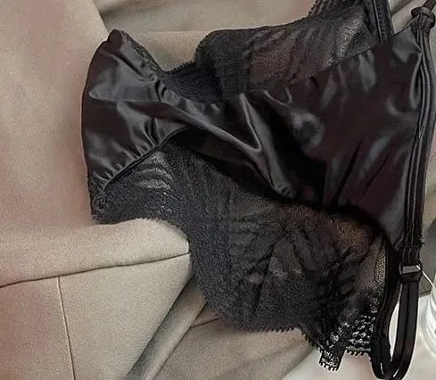 Ladies 2 Pieces Lace Underwear Suit Pure Desire Deep V Low Neck Thin Strap Soft Underwire Push Up Bra Briefs Sexy Lingerie 32‑38