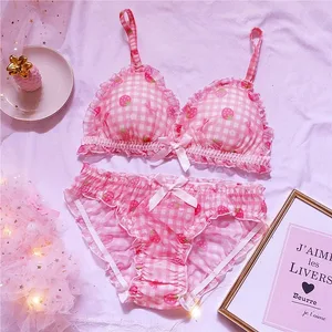 Bonito japonês sutiãs briefs conjunto de roupa interior lolita menina rosa xadrez flor malha sexy morango impressão sutiã e calcinha conjunto lingerie