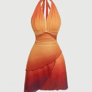 Robe asymétrique à bretelles spaghetti et dos nu à bretelles dégradées