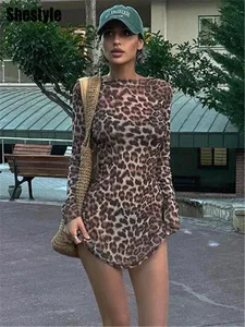 Leopardí stylové sexy šaty do áčka Dámské dvoudílné sady Síťovaná móda Extrémně žhavá High Street Animal Print Stylový