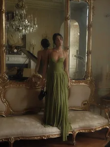 Robe Maxi en arête de poisson verte pour femmes, dos nu, épaules dénudées, plissée, col en cœur, Slim, Robe de fête de noël, nouvelle collection